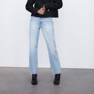 Zara HIGH RISE STRAIGHT LEG JEANS- Light Blue